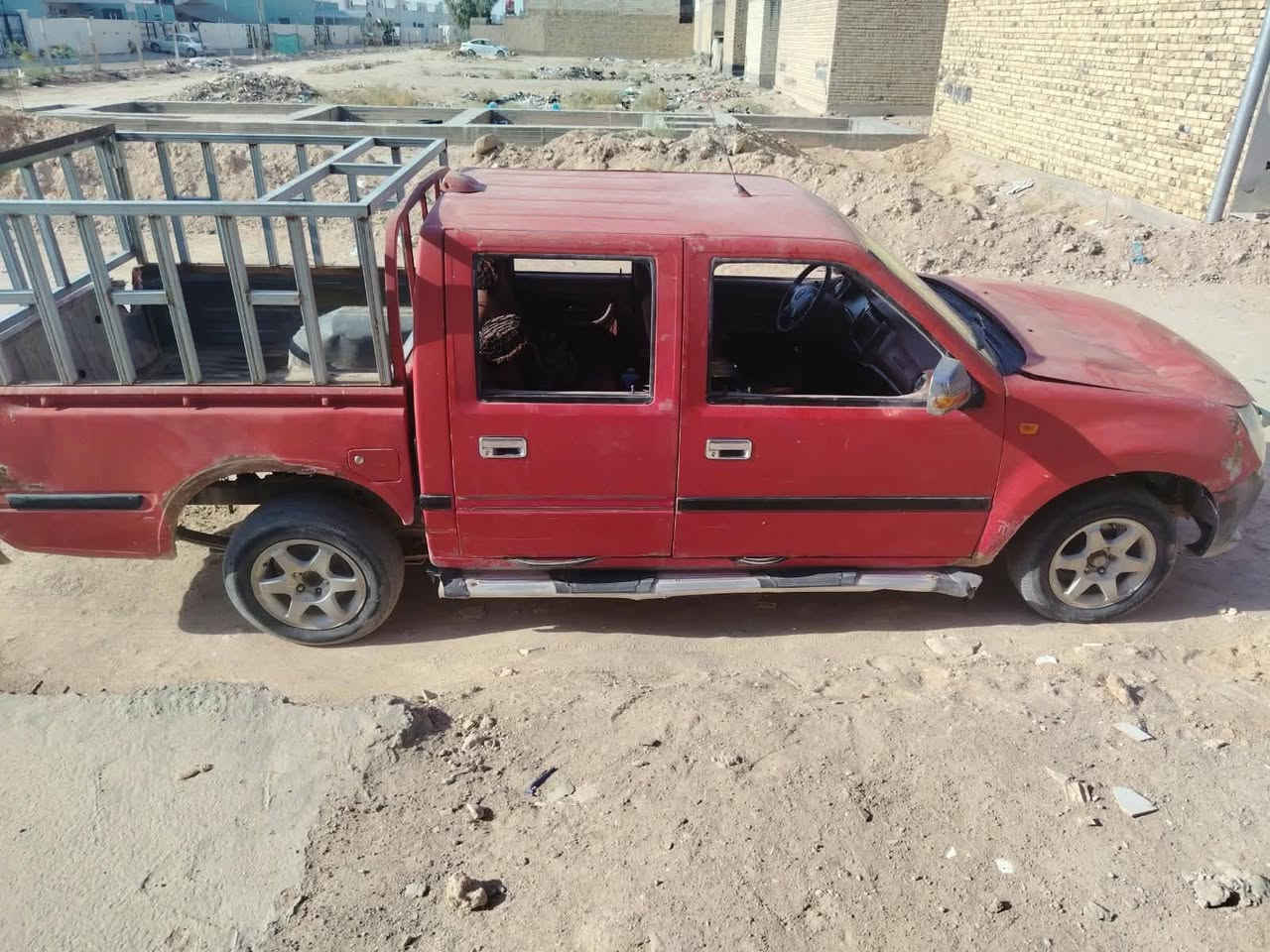 السلام عليكم بيكب فتون موديل ١٣ رقم نجف راعيه يريد مداور كير ومكينه خير من الله عايزه ترتيب  سعره ٣٢ مع المجال المكان نجف اتصال ***********
