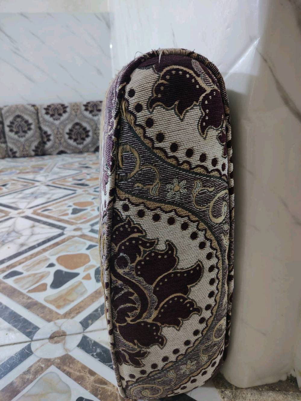 مساند ظهر • ١٣ قطعة • البصرة القبلة