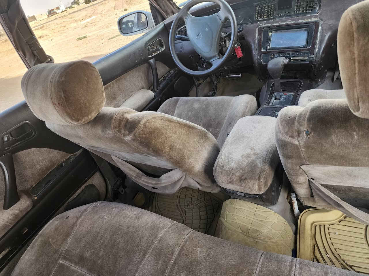السلام عليكم /بيع مستعجل
بطه منفصل مسجل شرط التحويل
كير ومحرك ونجي صدر طبه 
كهربائيات شغاله 
مسجل شاشه شغال 
السعر 19 وبيها مجال 
للأستفسار
***********
