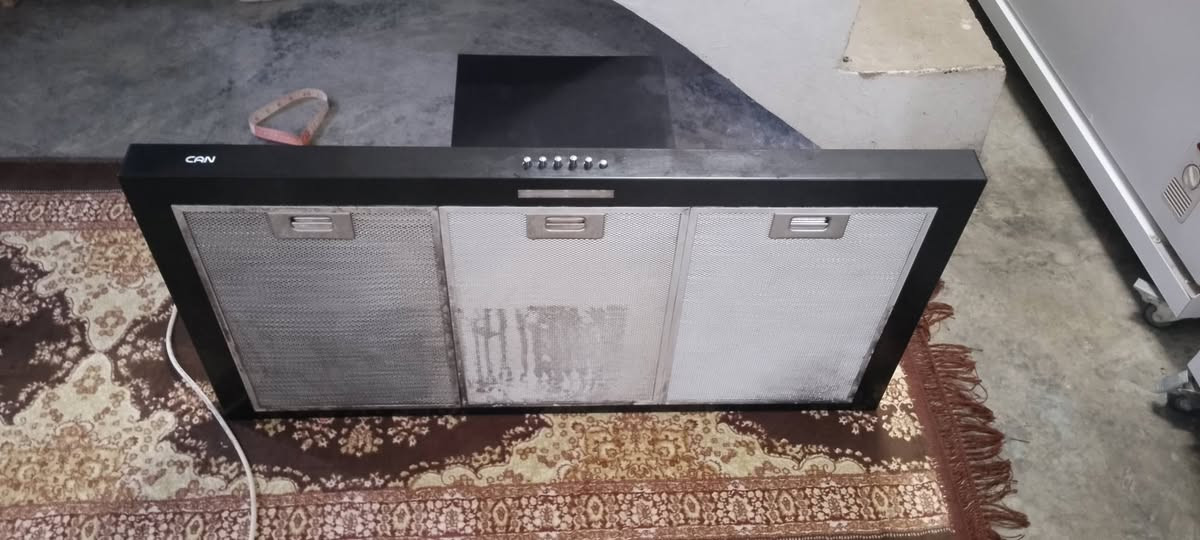 السلام عليكم مكلفه بالنشر ساحبات للبيع نضافه 99بالميه التواصل اتصل ع الرق غير متواجده ع فيس ***********
