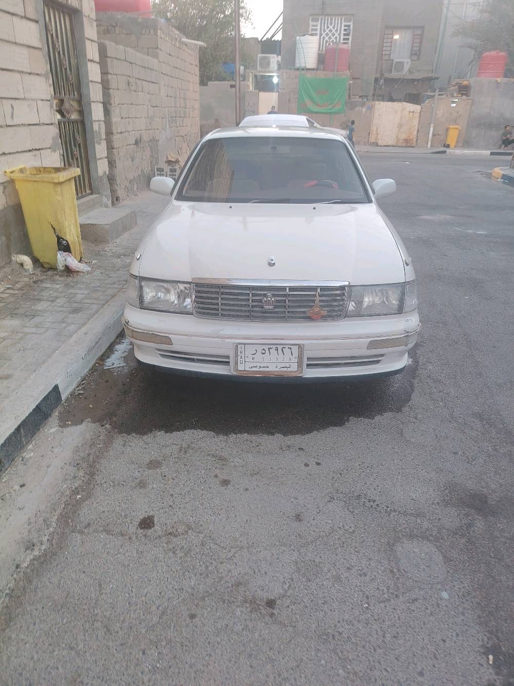 سلام عليكم كراون بطه فصل  لون لؤلؤي موديل 93 كير مكينه جدد تبريدهه عوزه بس بوريات كبريسر شغال  بديهه حلوو سنويتهه مامنتهيه  كهربائيات كلهه شغاله حداده نعمه من الله سعر45 وبيه مجال
+964 771 828 3298
ممكن تذكر شنو الفئة/الموديل الكامل للكرون بالضبط؟ يعني بطّه فصل شنو نوعها أو مواصفاتها؟: 
ماعدي معرفه بيهه 
وين موقع السيارة هسه؟ بأي محافظة/منطقة حتى المشتري يعرف يجي يشوفها؟: 
البصره القبله
هل السيارة بيها أي صرفيات أو عيوب ثانية غير الباوريات والكمبريسر، مثل بالماكينة أو القير أو الشاصي؟: 
بس هاذ بيهه
البيع نهائي لو بيه مجال للمساومة؟ وإذا تحب، شكد أقل سعر توصل له؟: 
40وبيه 