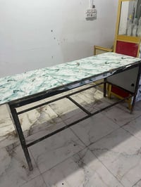 طاولة • واتساب • للبيع