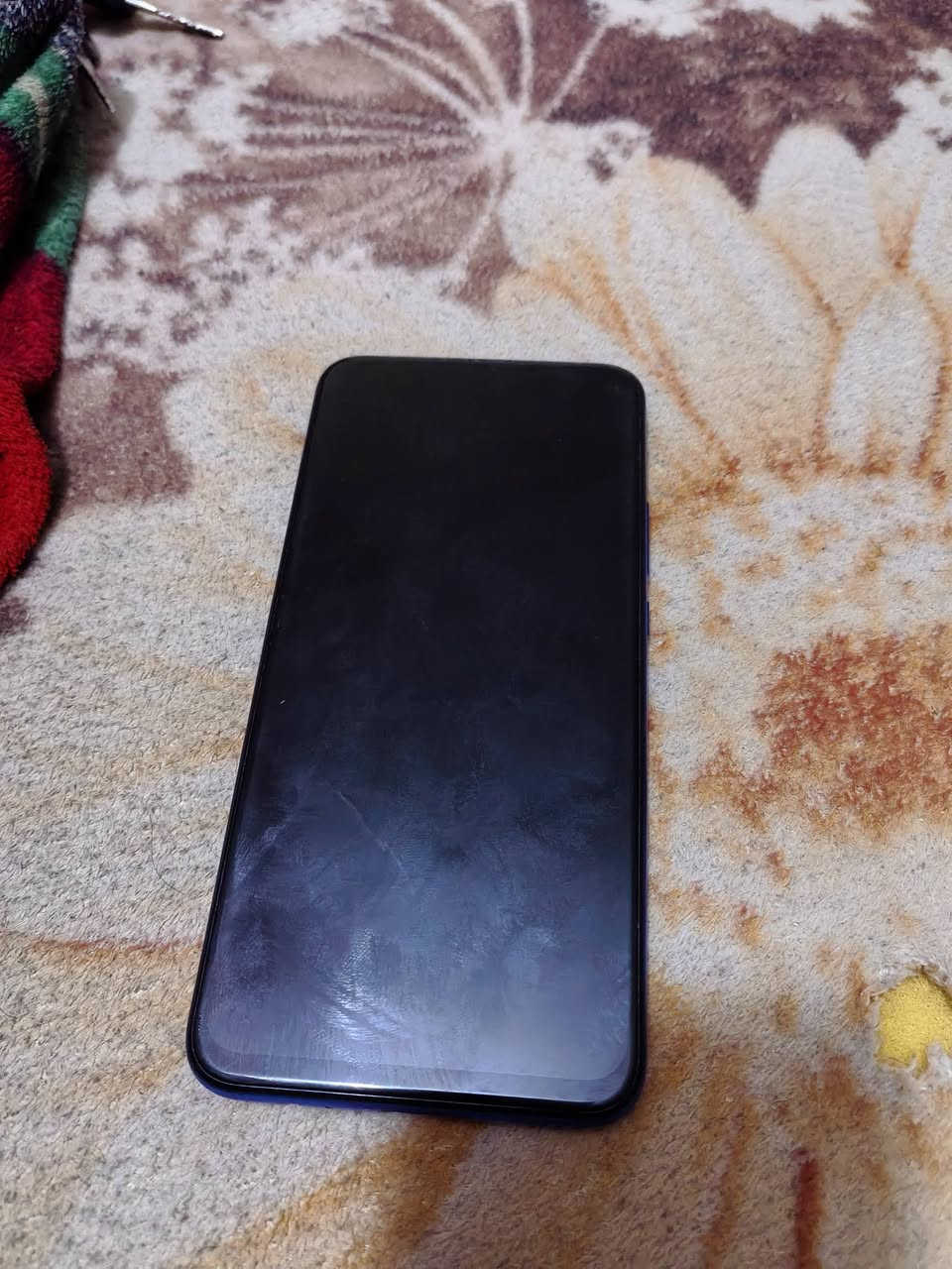 جهاز هواويy9برايم
نضيف مامفتوح نضافه٨٠٪، ملحقاته فقط كارتون
سعر مناسب الشراب خاص او الاتصال
***********

