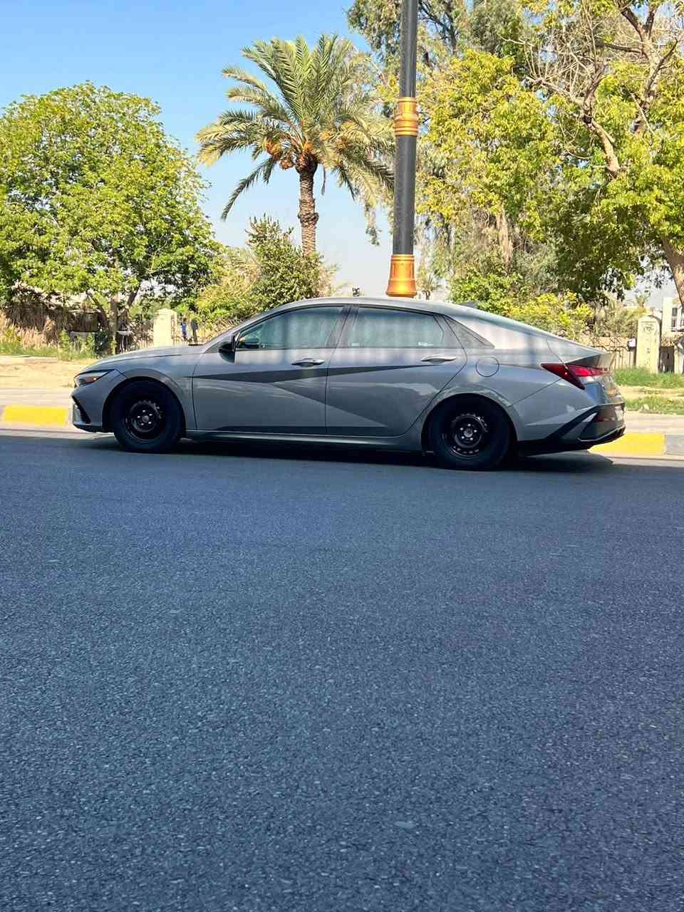 الانترا • ماشيه ١٢٤ • مكينه ٢٠٠٠