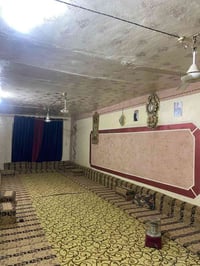 بيت طابقين • ٢١٠م • نهاية شارع الوكفه