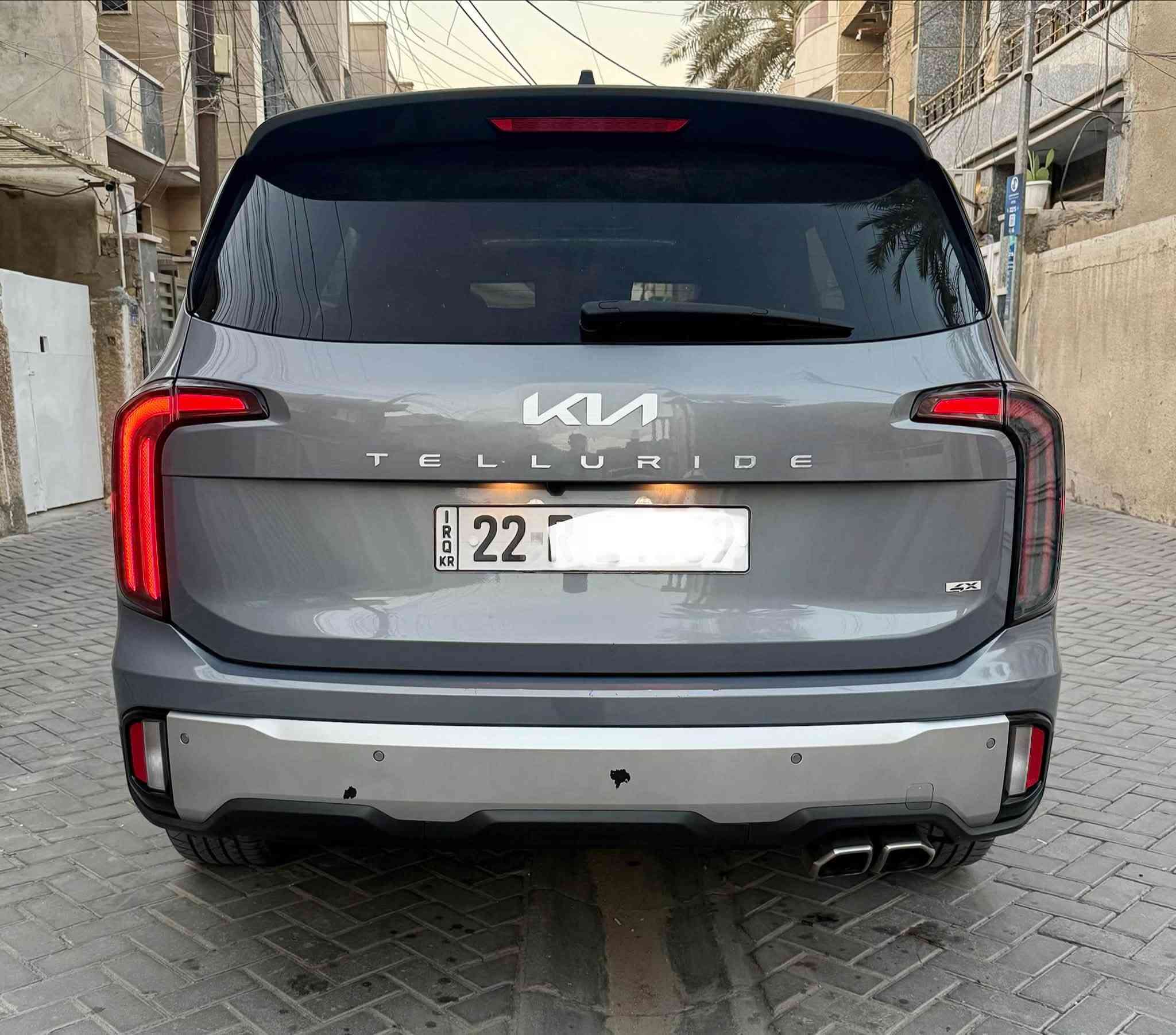 السلام عليكم كيا تلورايد 2023 فول مواصفات كشنات تبريد وتدفئة بردات جانبية فور ويل داخل كشنات ماروني سيارة جداً نضيفة امريكي فقط جاملغ مفتوح جهة سايق بدون حادث مبدل رقم اربيل مكانها بغداد 
***********
