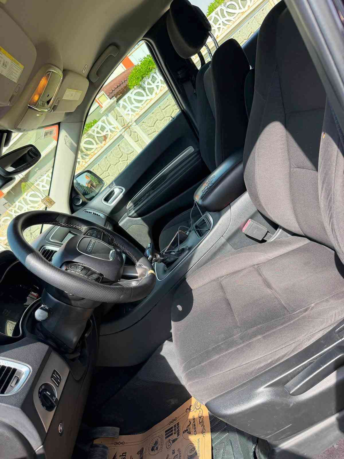 دورنكو 2019 سياره حلوه مناقصه اي شي تمشي ع بانزين العادي مواصفات SXT مشي ماله 125 ميل ضرر مالها جدا بسيط بدون اي دواخل ولا ايرباك  بونت ومبدل بيها 

اتصال ع رقم ***********
