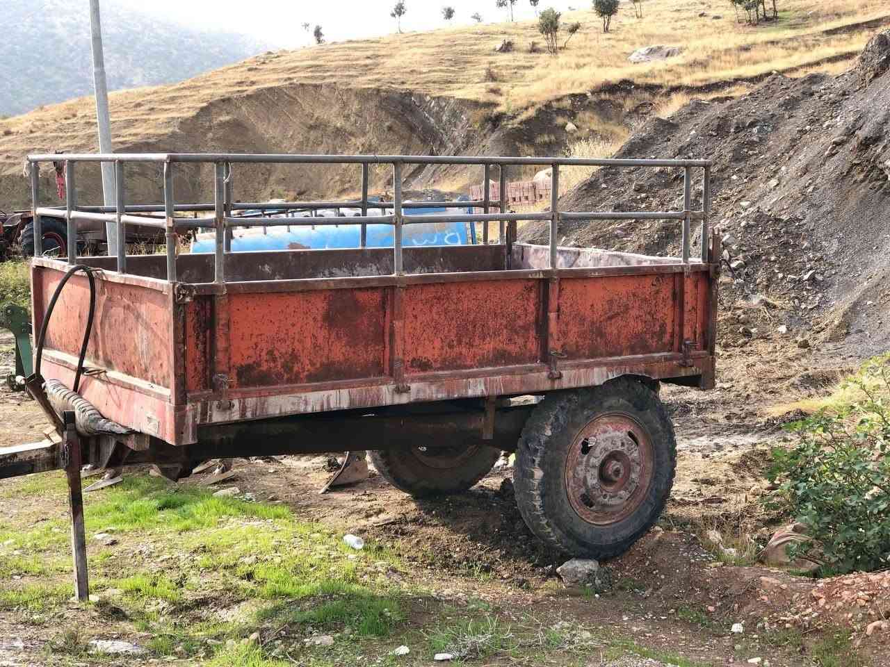 للبيع • شاحنة • اسکندری