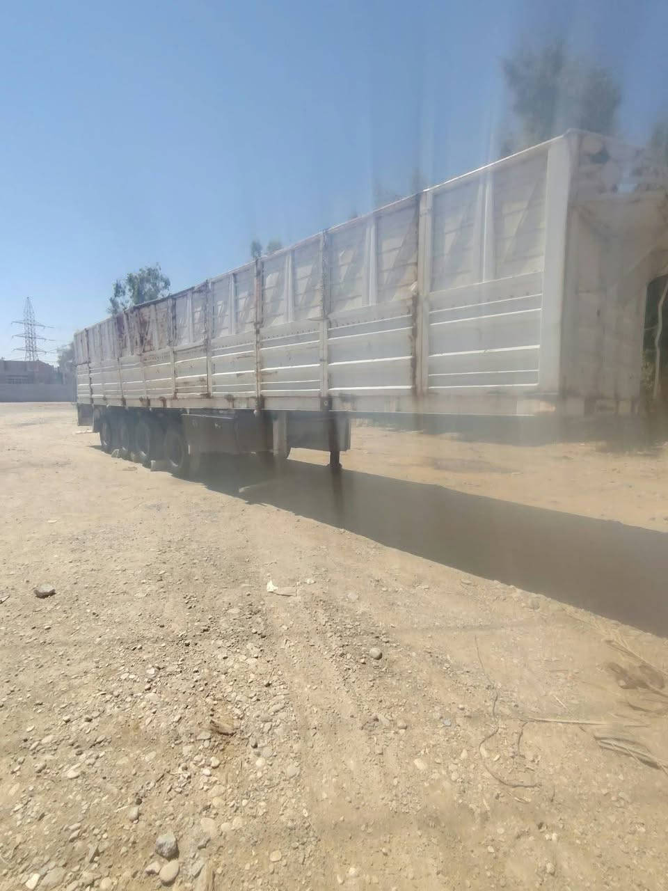 للبيع عربانه طول 13 متر جاهزه ونضيفه
العنوان محافظة ديالى كنعان للإستفسار رقم الهاتف
***********   /   ***********
