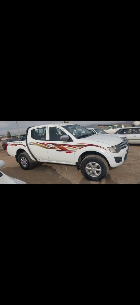 بيكاب قدافي للبيع محرك كاز بيلادي 4×4 سنويه هزه جديد موديل2013 رقم اربيل بي قطعه صبغ سعر 117 ورقه بي مجال مكان سياره كركوك *********** كركوك, العراق
