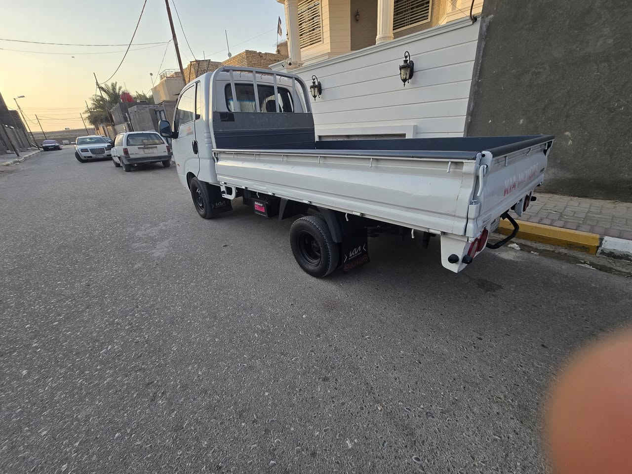 سلام عليكم من رخصة لادمن كيا بنكو مسكر ادبلو مغير سبلاين خير من الله موديل ٢٠١٨ أوتوماتيك السياره جاهزه مكينه تبريد حداديه  مكان السياره المثنى السماوه موبايل *********** السعر ١١٨ورق مع المجال
