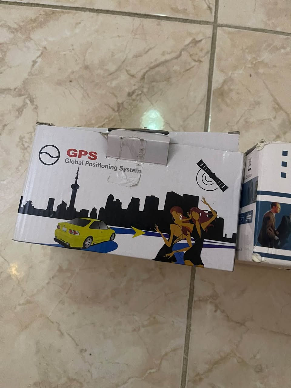 سلام عليكم جي بي اس يشتغل عل اقمار الصناعيه بدون نت حجم حلو وبي العاب. وتحكمات كلش حلو ومرتب تكدر تضيفله خراءط اي ستفسار راسلني. ***********
