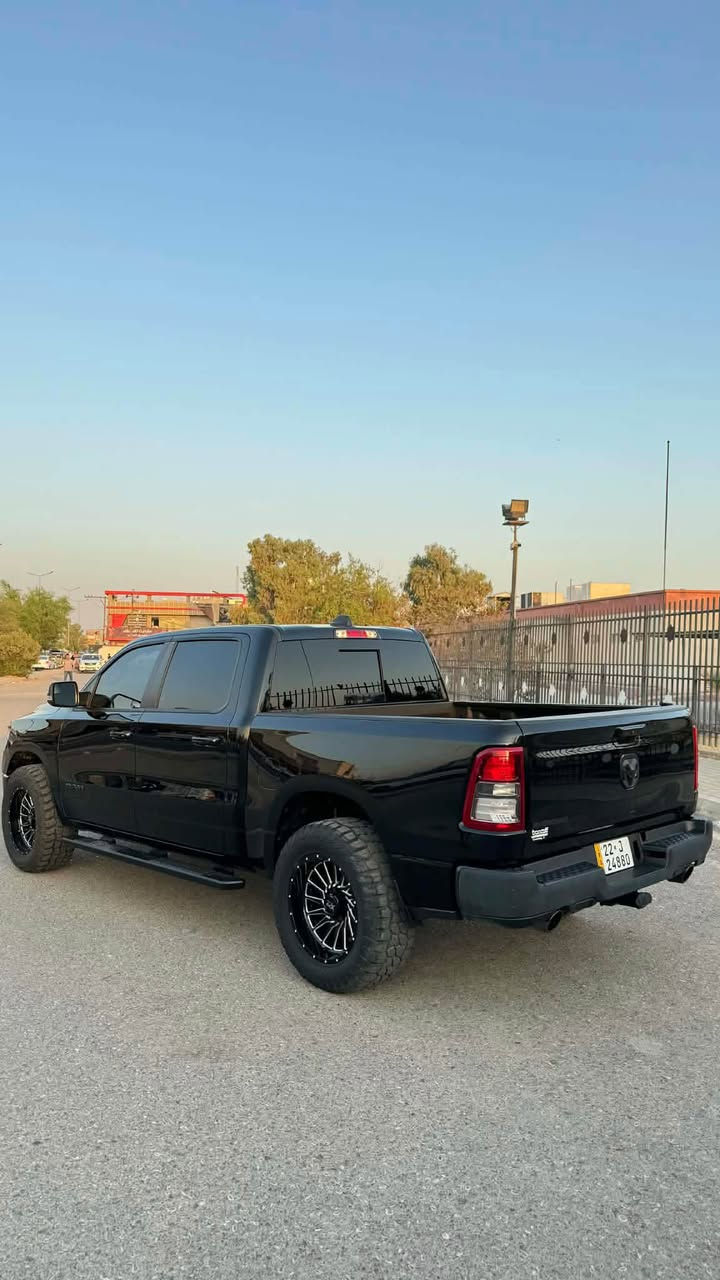 RAM BIGHORN 2022 v8/5700
سلام عليكم شباب للبيع او مراوس حسب قناعة 
رام موديل ٢٢ بيك هورن 
عداد المسافة 56 الف ميل
باب طويل بدي قصير المرغوب
ستيرن تدفئة 
كشن تدفئة
كشن كهرباء
شاشة كبير
تحكمات ستيرن 
دشبول ديجيتال
لايتات LED 
انارة ترحيب محيطية 
كشافات مع الاستدارة يمين يسار
حساسات أمامي خلفي
كامرة دوار
عليهة ترفيع 2,5 انج
ويالة وتايرات جبلي والبلاديات هم موجود
بدون صبغ وبدون ايرباك فقط سرقة لايت وبك لايت
بيهة تعديل بارد بلباب الخلفي 
سيارة نضيفة جداً استخدام شخصي 
سعر 350$ 
واتساب ***********
