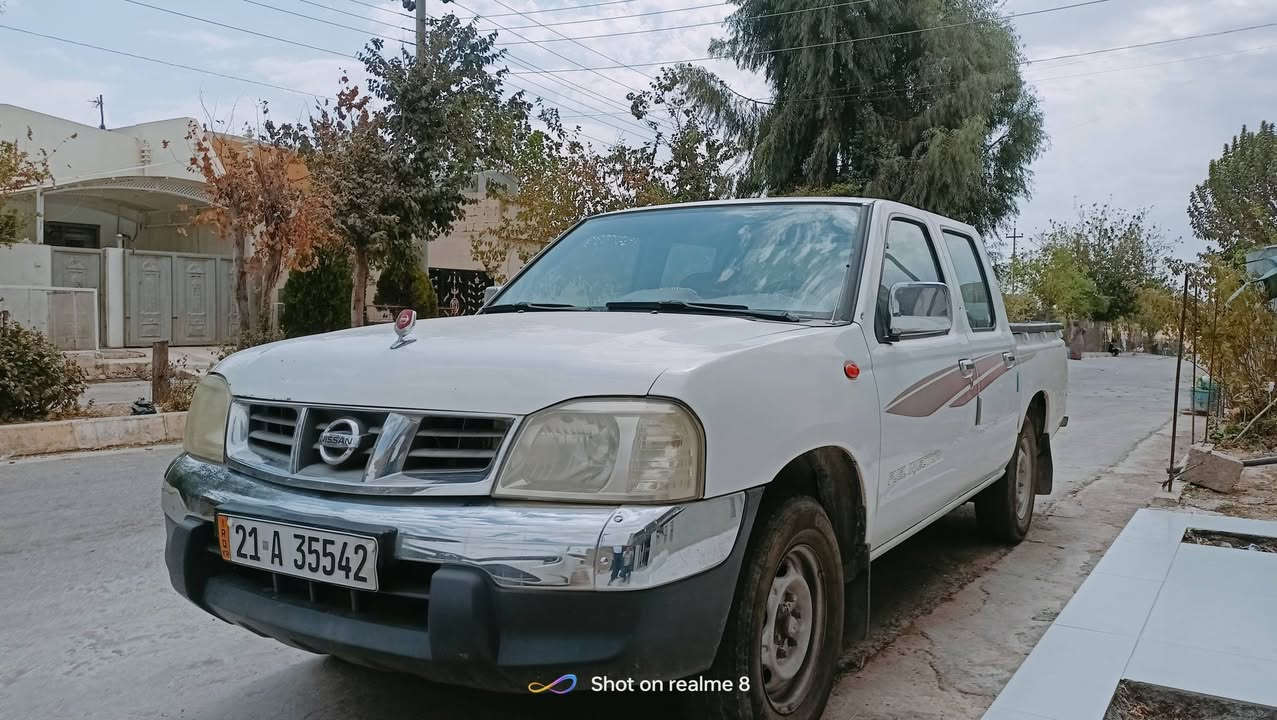 نیسان بیکاب
۲۰۰٨ بەبێ بۆیاغ
مکینە بشرط
رقم موبایل 
***********

نص مكتوب في الصور:
- Shot on realme 8