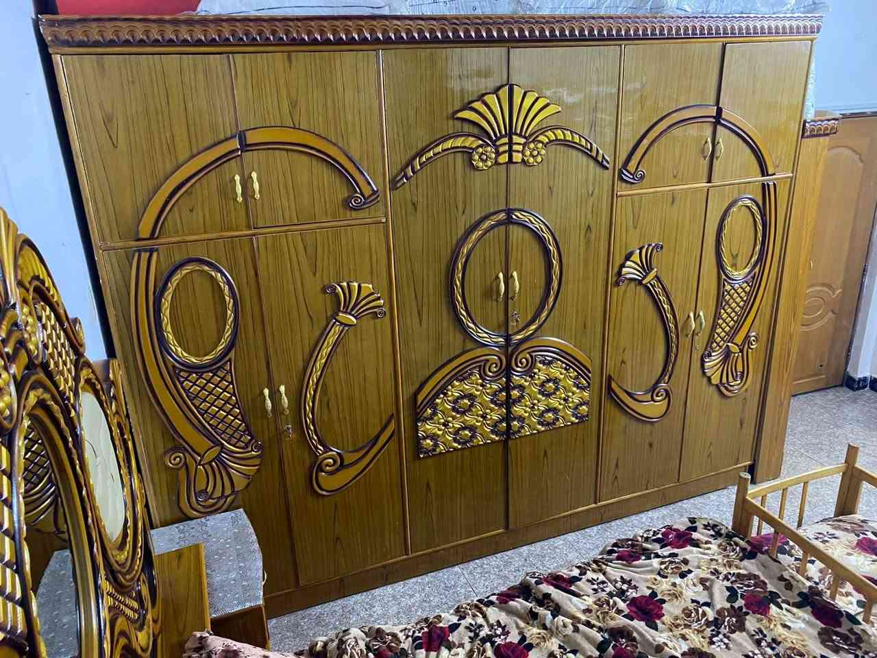 غرفة اخشاب • ٧ قطع • كنتور ٦ أبواب