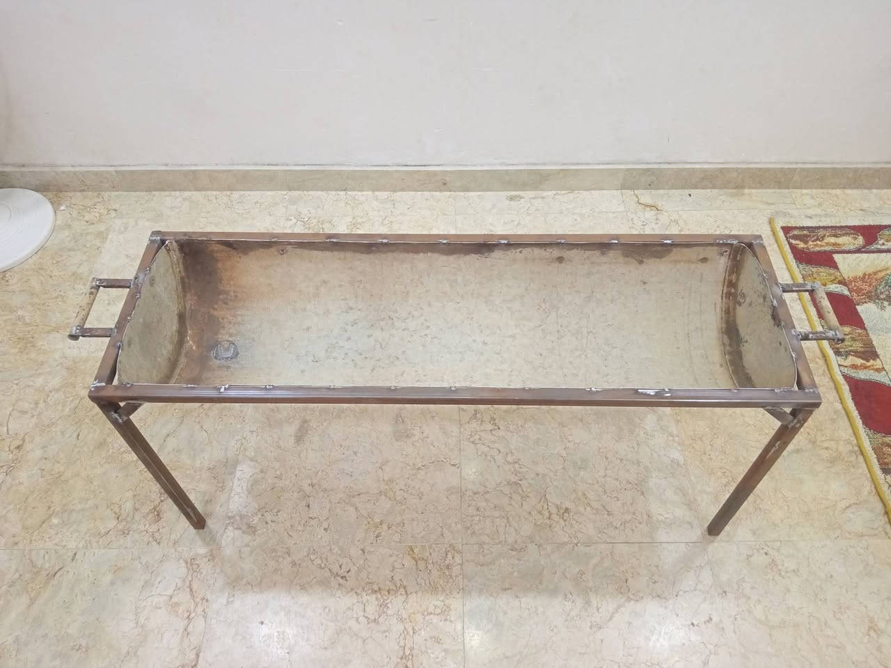 سلام عليكم منقله للبيع المكان حي جمعيات قرب مركز صحي
***********

