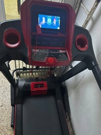 جهاز رياضة • شاشة واي فاي • ١٥٠ كيلو