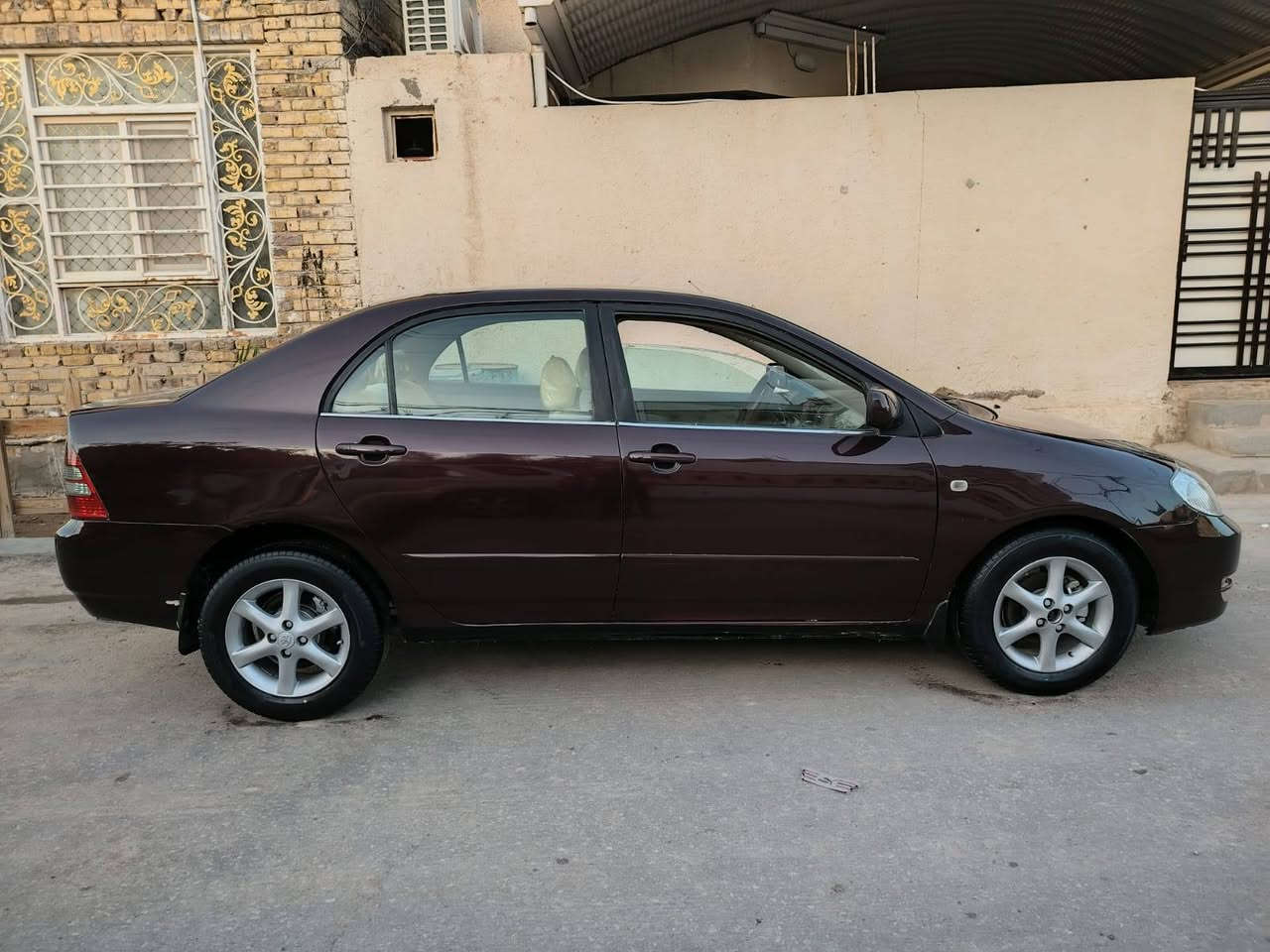 السلام عليكم
كورلا موديل 2004
مكينه جديده 
كير عادي 
حداديه 
تخم ويل تخم تاير 
السياره مصبوغه عام ما بيه ضربه مكفولة 
نقص تبريد فقط 
رقم اربيل تريد تحويل تريد وكاله السنويه لل 2030
*********** واتساب 
*********** واتساب 
السعر 65 ورقه و بيه مجال 
مكان السياره نجف
