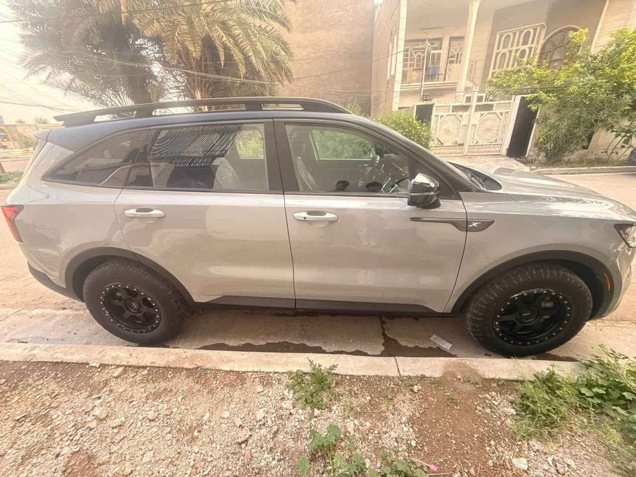 🚘 كيا سورينتو 2023 | X-Line

🔹 الموديل: 2023
🔹 الفئة: X-Line أمريكي 🇺🇸
🔹 المقاعد: 7 راكب
🔹 المحرك: تيربو 2.5
🔹 العداد: 33 ألف كم
🔹 الحالة: ضربة صدر السيارة فقط
🔹 الشاصي: مكفول
🔹 المحرك: مكفول
🔹 الفول: vip
📍 الموقع: بغداد – حي العامل

💰 السعر: 245 مليون؟

🔸 بيها مجال للجادين

📞 للاستفسار واتساب:
***********
