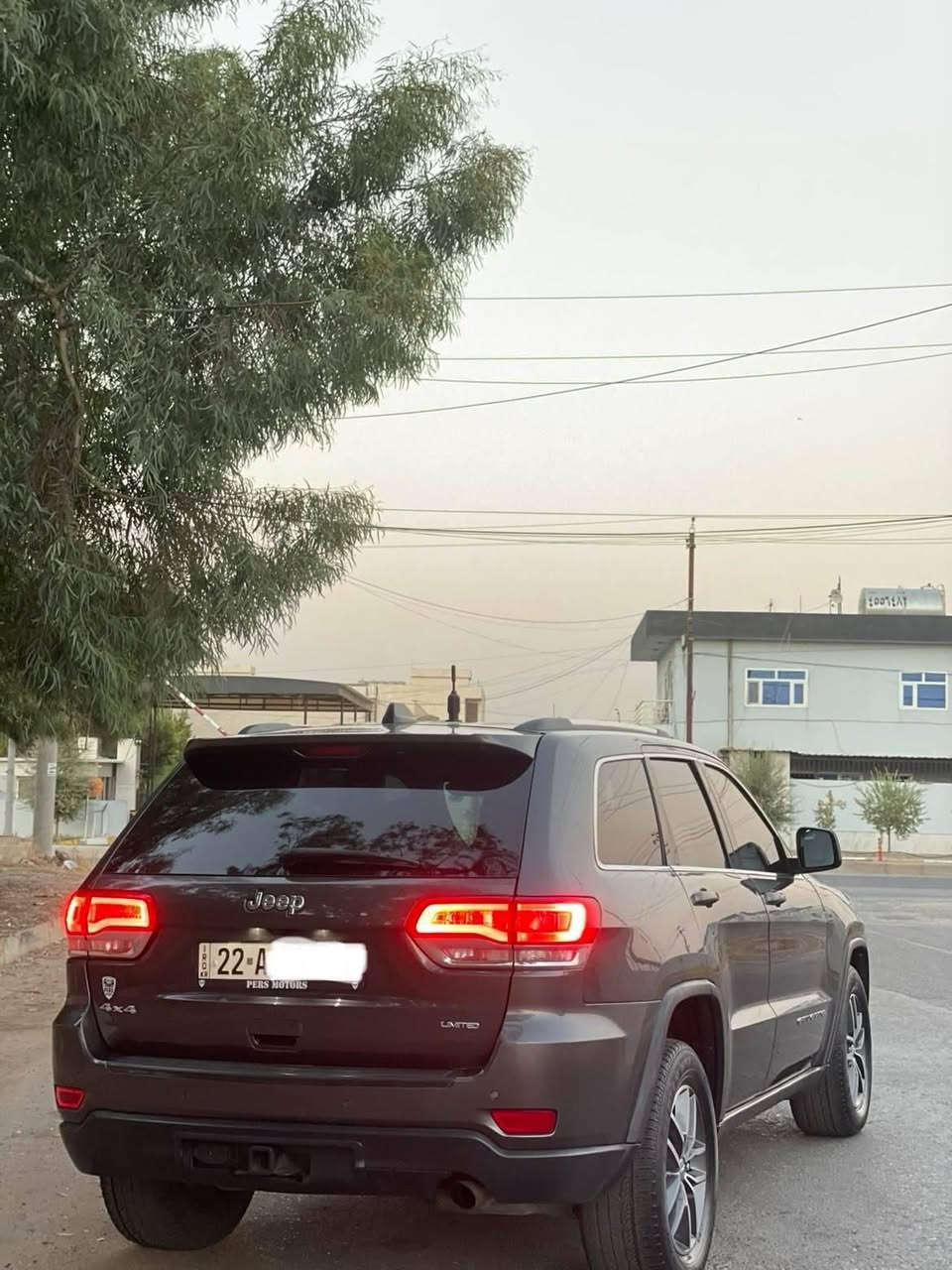 Jeep grand Cherokee limited جيب كراند شيروكي ليمتد2017

للبيع 👍 

 سيارة رقم اربيل دولي.  ✅.  باسمي كلشي جديد

سعر :183 💸و مجال 

حجم المحرك : 3.6L(6سلندر )مامفتوح👌

ملاحظة :كلين بدون. صبغ بدون ارباك. بس ٢-٣ مكان شبر شبر pdr. لون. سياره نفطي ✅ 

الموصفات :ليمتد. عدا سلايت.   داخل اصفر👌

فورويل 4x4

شاشة الكتروني 

بصمة تشغيل

بصمة ٢ ابواب

تشغيل عن بعد (𝐑𝐄𝐌𝐎𝐓𝐄 𝐒𝐓𝐀𝐑𝐓)

شاشة دشبول ديجيتال)

رادار خلفي 

حساسات خلفي 

نظام : 𝐄𝐂𝐎

نظام : 𝐍𝐎𝐑𝐌𝐀𝐋

نظام : 𝐒𝐏𝐎𝐑𝐓

كشن خزن و بارد و هيتر 

تحكم استيرن 

استيرن هيتر

تبريد لمس

تبريد مركزي 

لايتات عدسة بيلادي

ويل ليمتد كروم. بلادي

وبعد هواية مواصفات …

‏ ‎تفاصيل اكثر الاتصال علی ارقام التاليه 

‏ واتساب-كورك

☎️[***********]

عنوان📍اربيل أربيل, العراق
