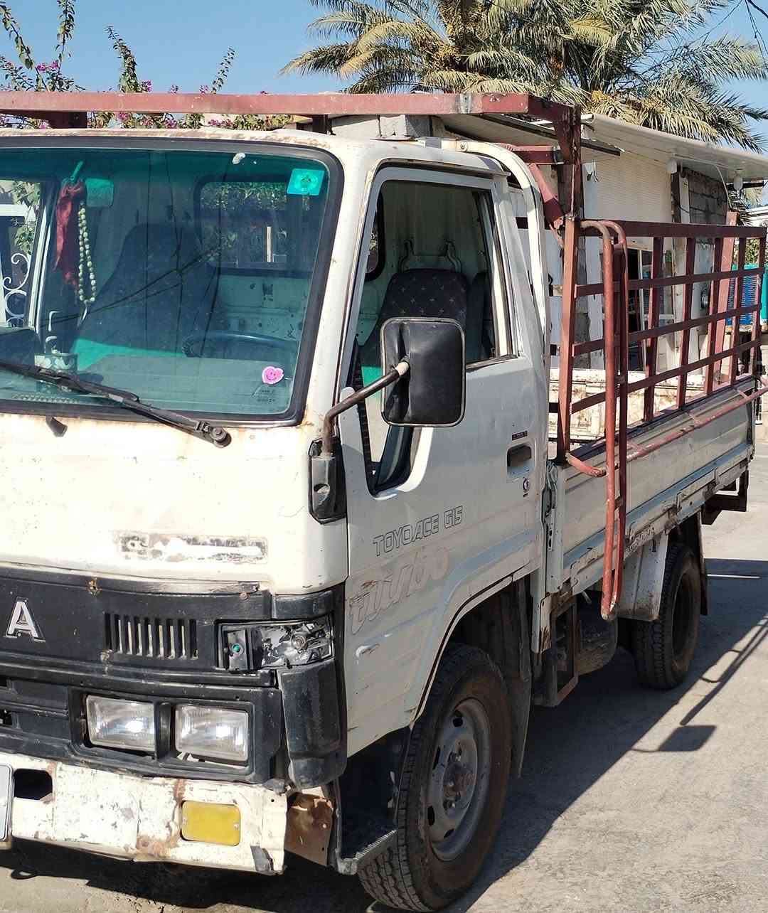 سلام عليكم داينه للبيع موديل93 رقم ديالى نكليزي مكينه وكير كيه تجفيت صار شهر السيارة جاهزه العنوان ديالى خان بني سعد***********
