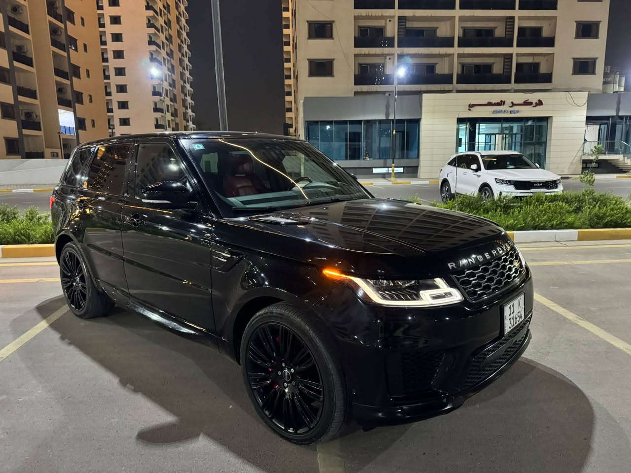 رنج روفر سبورت • V8 سوبرتشارج • ٣٥٠٠٠ ميل