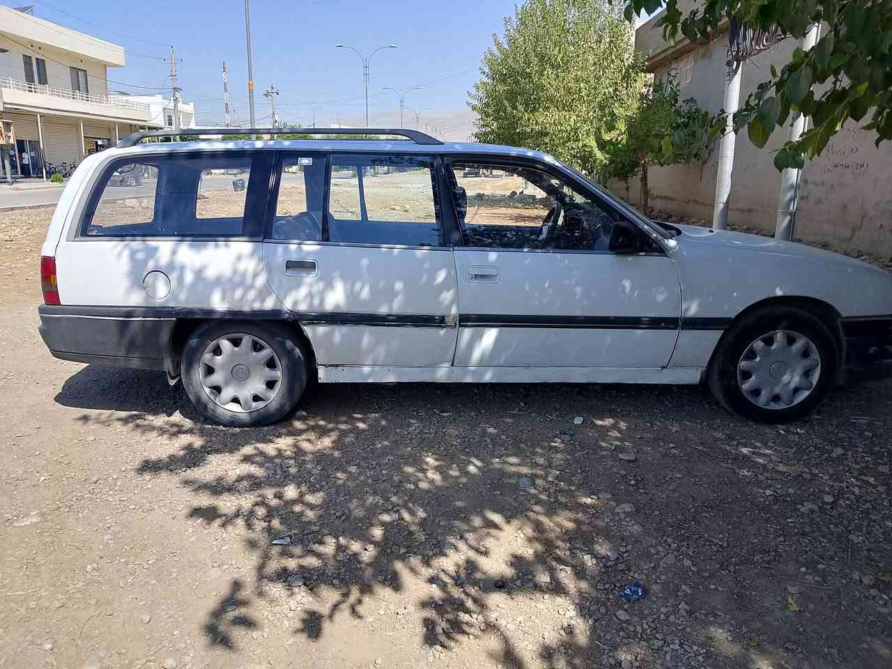 بۆ فڕۆشتن
ئۆپڵ ئۆمیگا 1990
ئاڕمی سلێمانی پلاستیک
***********
***********
