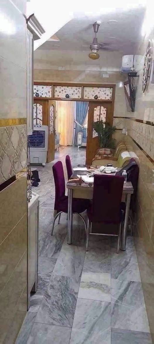 حي الجهاد الشارقه • ١٠٠م • ٣ غرف
