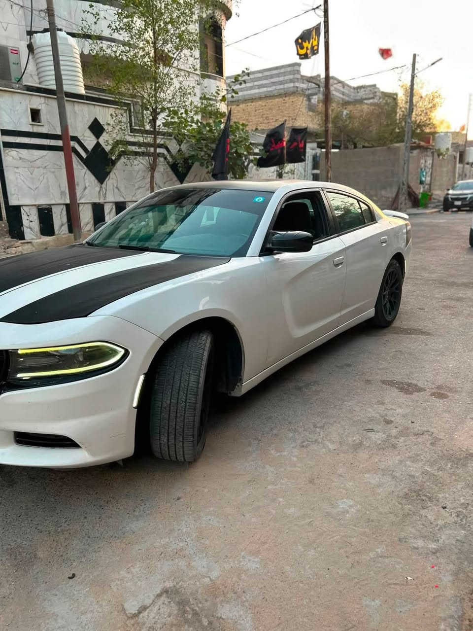 السلام عليكم  
جارجر sxt2018 اصل
المكينه 6سلندر 3600V
المواصفات
بصمه تشغيل
فتحه سقف
تحديد مسار
السياره كامله من كلشي حداديه تايرات جديده تبريد شغال كلش نظيفه السياره
الحادث مثل ماموجود بالصور + السونار السياره رقم بغداد بأسمي السنويه لحد 2030 توني مجدده هزه وكلشي كامل تحويل ثاني يوم
الجامه الامامية مكسوره فقط
السعر 165وبيه مجال
مكاني البصره
الرقم
***********
***********
