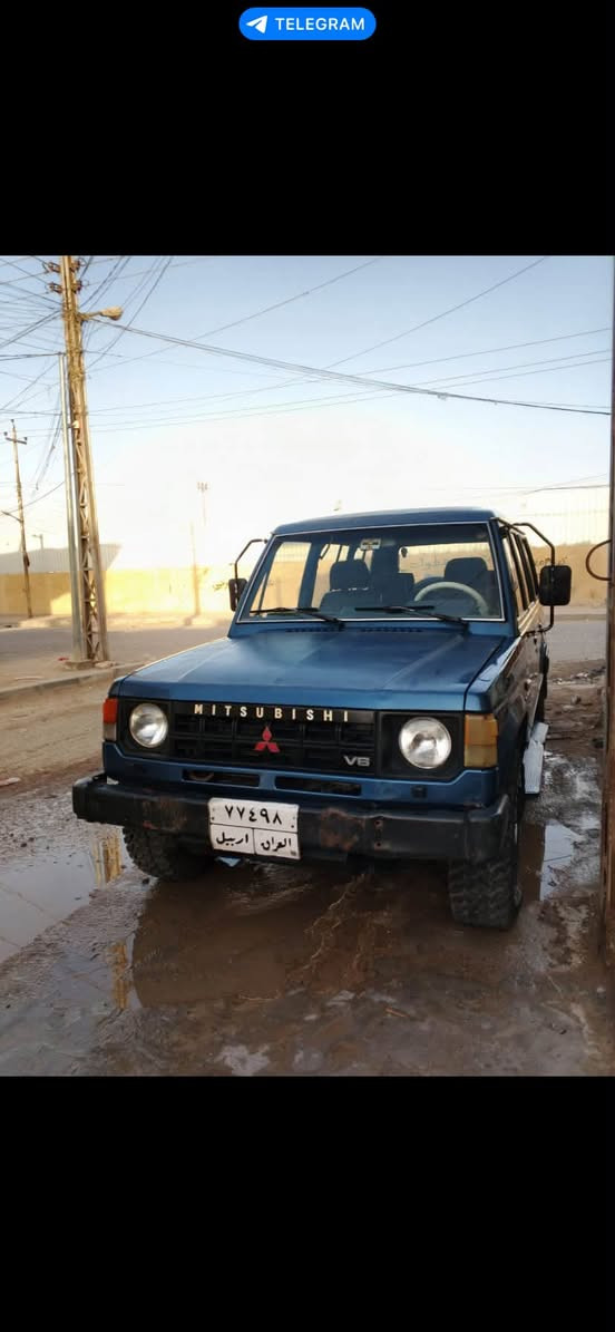 السلام عليكم سيارة مسيوبوشي موديل ٩٠ مكينه بلادية تبريد كشر بلادي لو كير فور ويل شغال للبيع او مراوس. التواصل ***********
