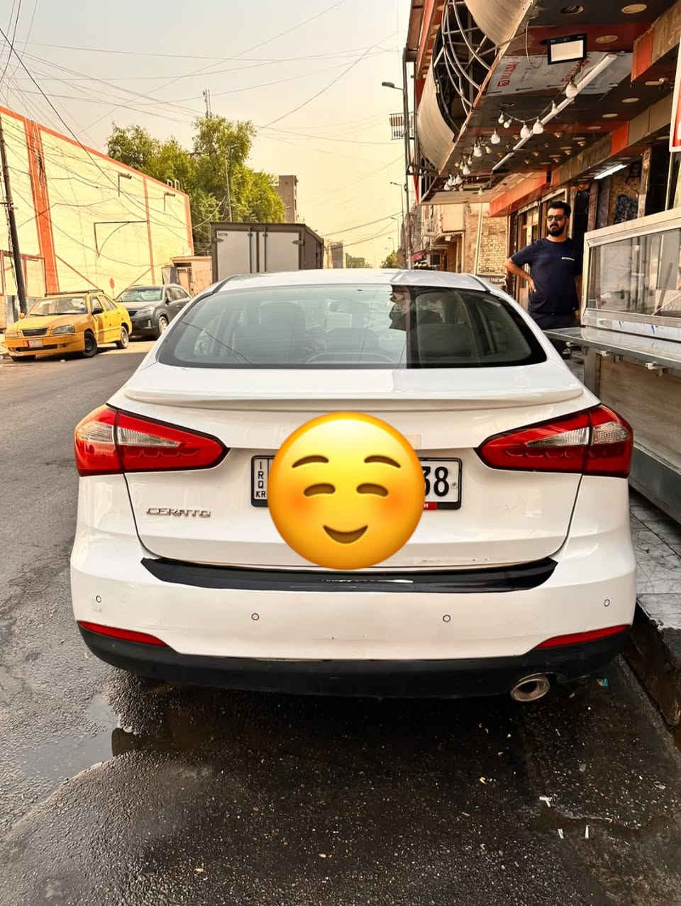 سيراتو 15 فووول رقم سليمانيه ماشيه 118 حقيقي عنواني بغداد 127 وبيها مجال حك الجيه
***********
