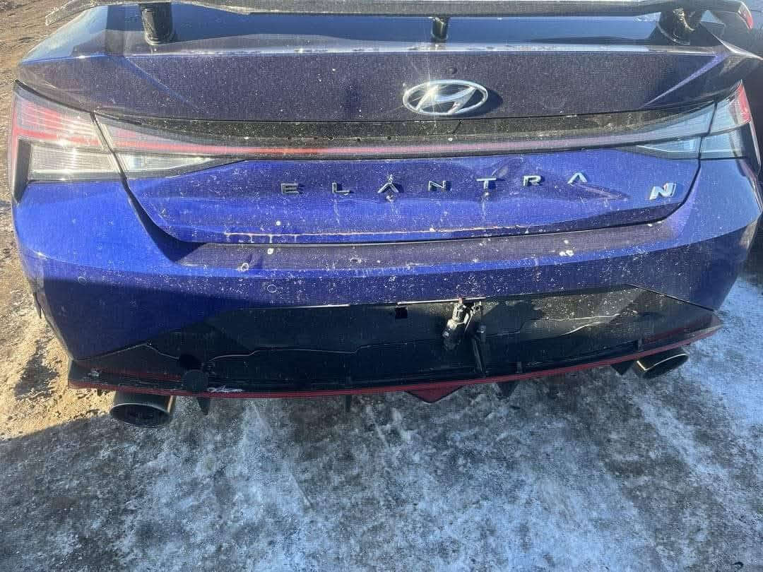 سلام عليكم النترا N  23 رياظي وفول للاخير بيع او مراوس بسياره اقل من سعرها حره بدون رقم تترقم جميع المحافظات عدا الاقليم شعندك مراوس تعال خاص
***********
130وبيها مجال والجاني الN يعرف قيمتها

نص مكتوب في الصور:
- BidCars