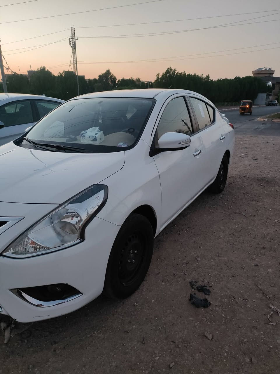 للبيع نيسان سني موديل٢٤ماشيه٥٨سياره جاهزه سونار مرفق بالصور مكان واسط السياره بأسمي السعر ١١٠. الاتصال ***********
