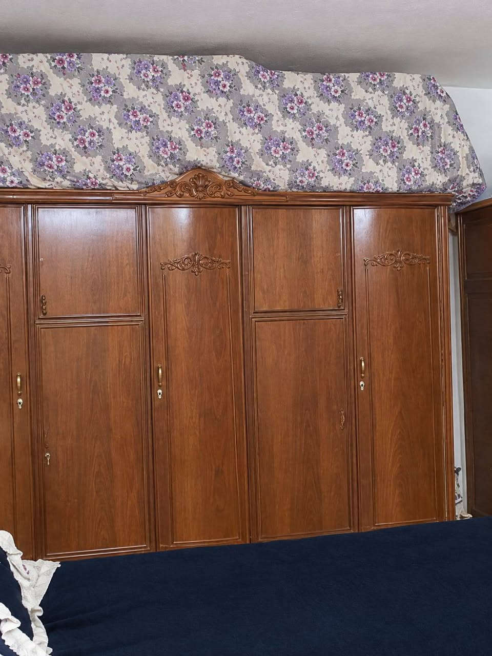 السلام عليكم.. 
غرفة نوم مستعمله امانت الله نضيفه حيل الغرفة صاج تسكام عراقي نظيفة حيل موجودة الديوانية/الدغارة مامتواجد عل فيس هذه رقمي اتصل وبيك خير وتدلل***********
