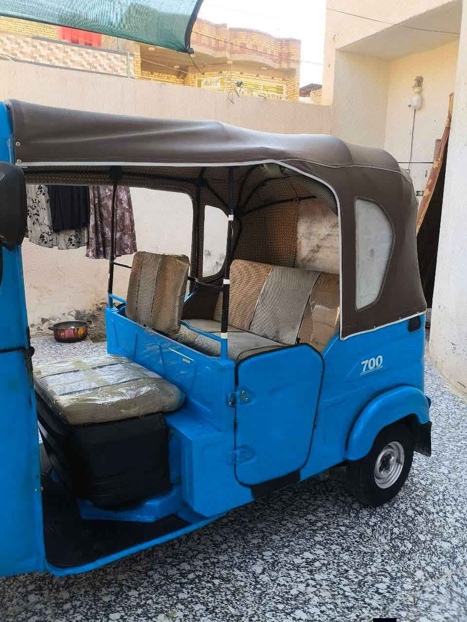 سلام عليكم 

تكتك لبيع عدت نشره بسبب عوده الكاذبه ..

موديل 2022 . شهر . 11 . رقم سنويه الارقام عل استلام . 

بوشه وبستم كشره بيه بارد وره شوف العين مو تخابرني شني بيه مابيه . ثاني شي تجي تشوفه بيعه من هل مكان . كوم حديد . 

السعر ب 7 و 200وبيه مجال 

رجائن أقره له تخابر 

استفسار ***********
