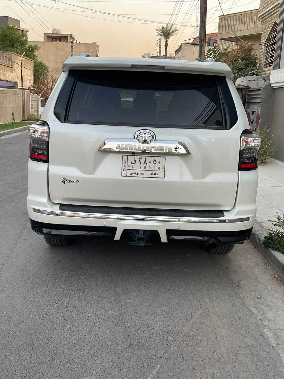 تويوتا فور رنر لمتد ٢٠٢٢
ابيض صدفي لؤلؤي

 ٧ راكب 
المواصفات :
—————-
تشغيل عن بعد
فتحة سقف
نظام التعليق ( X-REAS ) الرياضي المحسن
نظام التحكم النشط في الجر ( A - TRAC )
دبلات هايدروليك ( اللون الأحمر ) 
مصدر طاقة منزلي ١٢٠ فولت
حجم الإطار 20
٨ سماعات JBL 
محرك ٤٠٠٠ cc 
٦ سلندر
حساسات امامي خلفي
رادر امامي جانبي 
٥ كاميرات محيطية
تبريد مناخي منفصل 
كشنات تدفئة تبريد 
وضعيات مقعد سائق 
كشنات كهرباء
كشنات جلد 
كار بلي 
اندرويد اوتو
تحديد مسار
مانع انزلاق
مانع تصادم
مداخل يو اس بي امامي خلفي
تحكمات مري جانبية
مراية سايق اوتو
٥ جامات اوتو 
سبير ويل كب

رقم بغداد بأسمي ( تحويل ثاني يوم )

رايدها ب ٣١٥$ ورقة

مكاني بغداد المنصور

للاستفسار اكثر يرجى التواصل عبر واتس أب أو الاتصال ***********
