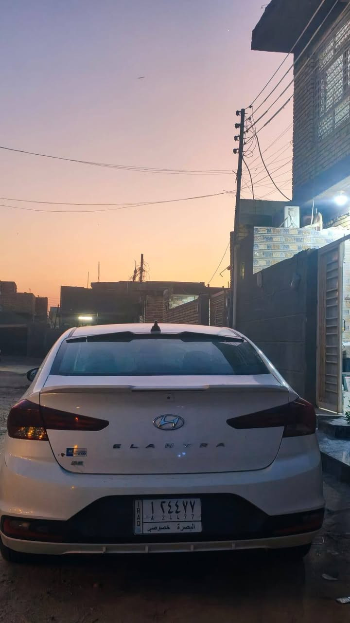 السلام عليكم
النترا 2020 امريكي بصره
مكفوله من الحادث عدا طخات بسيطه جدا
تقرير بيها
جاهزه من كلشي مكينه كير حداديه تايرات باتري تبريد كله جديد
السعر 130
مكان السياره سوق الشيوخ
***********

