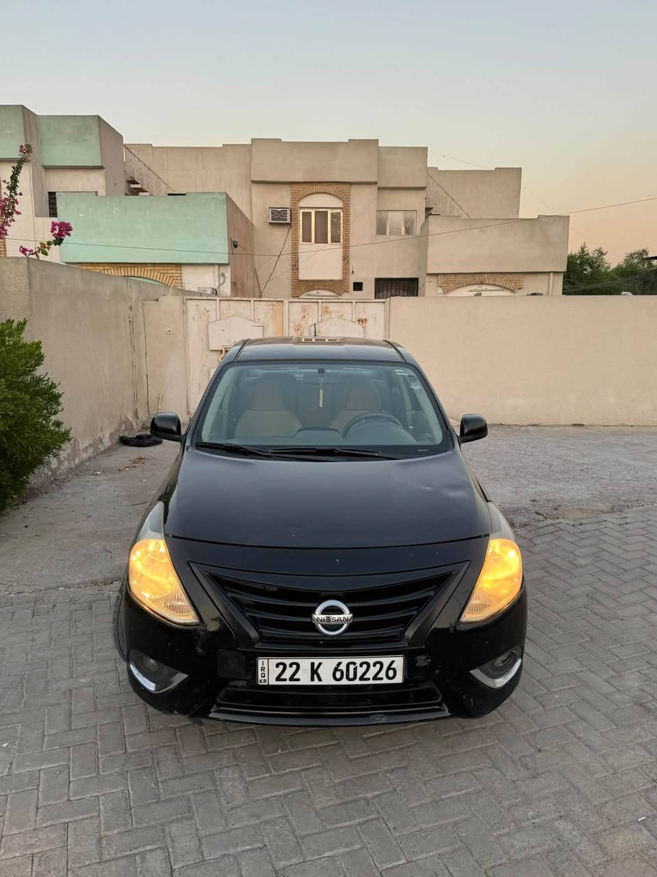 السلام عليكم
للبيع او مراوسب حسب القناعه
نيسان سني هندي ٢٠٢٠ 
بليته زركه 
بدون صبغ او بتديل 
بيه اربع مكانات بارد متفرقه 
بدون دواخل 
تبريد ثلج 
محرك + كير خير من الله 
اشاير بلجاملغ
تحكمات ستيرن 
حساسات خلفيه 
كامره خلفيه 
جام امامي كهرباء
شاشه تاك 
السياره جاهزه من كلشي فضل الله 
رقم شمالي شرط التحويل 
السعر ٨٨ وبيه مجال بسيط 
*********** زيد 
مكاني بغداد حي الجهاد
