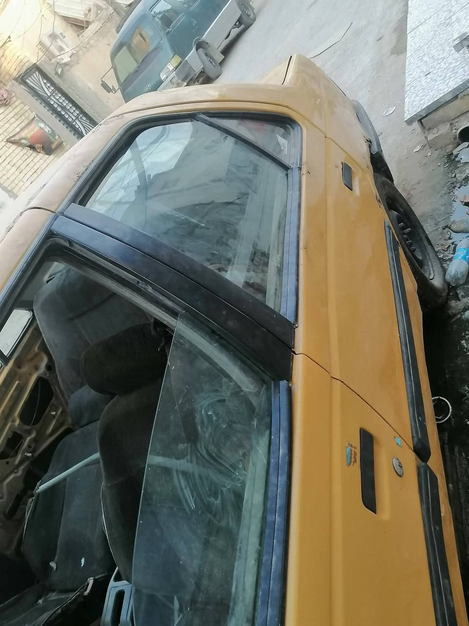 السلام عليكم
بيجو روه السياره تشتغل بس الباتري كاعد عوزه چطل وعوزه تجفيت وبعد كم شغله، الكهربائيات خير من الله كلها جديده ، السنويه موجود وانطيك وكالة واكفلك سرقه وعشائر لاسامح الله مكاني النجف الاشرف عسكري / السعر ٦٥٠ الف وبيها مجال/الرقم:*********** رصيد+واتساب
