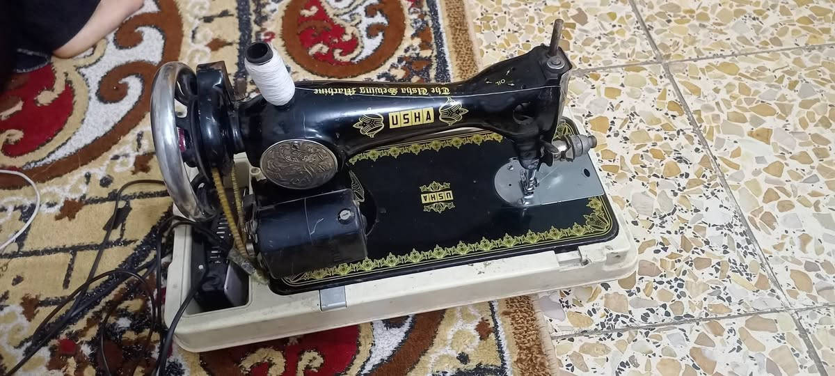 مكينه خياطه الباب الاول عوزهه بس قايش  سعرهه 50بيهه مجال بسيط مكاني العزه القديمه الاستفسار *********** دهل اوران, واسط
