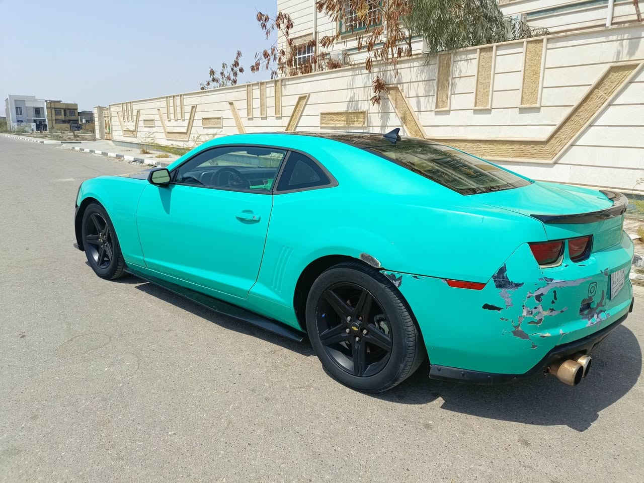السلام عليكم كمارو للبيع موديل 2013 ماكينه 3600 رقم بصره اليف مشروع وطني سنويه منتهيه وراعيها يريد تحويل سياره مصبوغه عام تغيير لون حلو مميز شاشه كبيره كشنات كهرباء تبريد شغال العنوان البصره ***********
