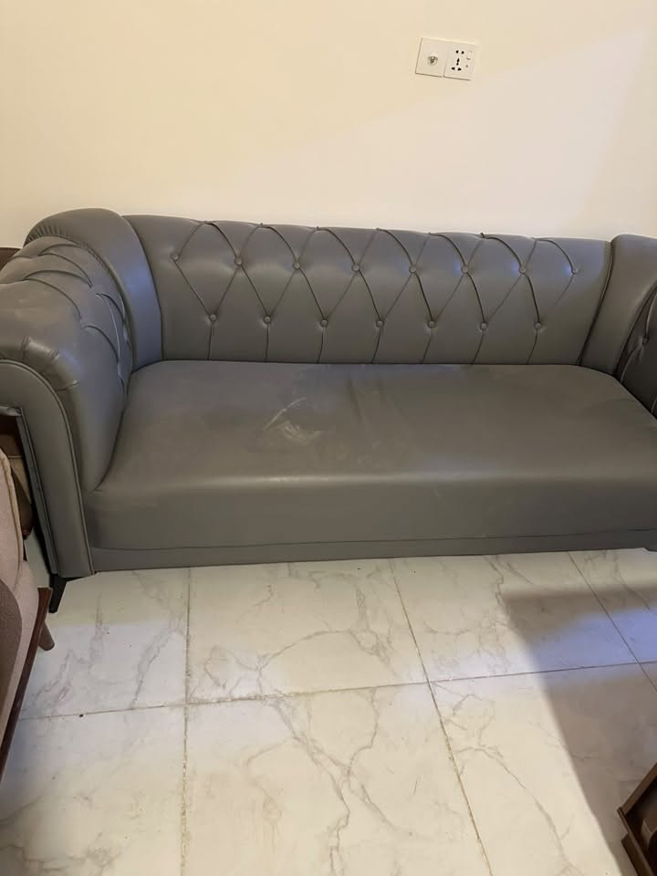 السلام عليكم تصفيه اثاث بأسعار مناسبه الموقع بغداد حي الجامعه
للأستفسار 
***********
