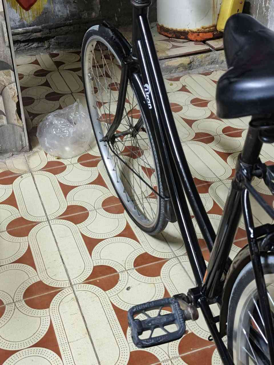 السلام عليكم باسكل البيع او مرواس نضيف حيل مديل 18 سعره 95بي مجال شراي بي خير ويدلل مكان شطره رقمي ***********
