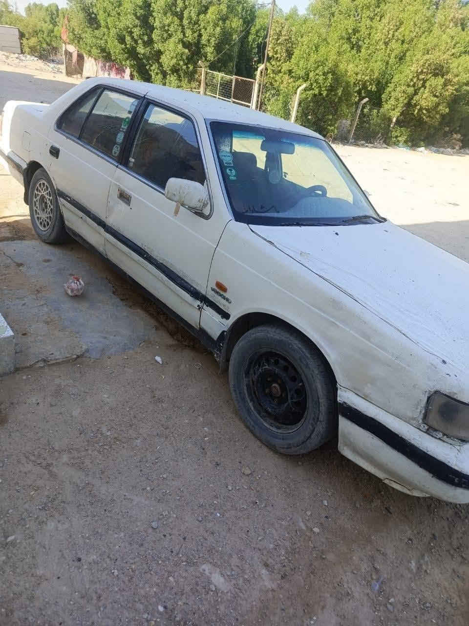 السلام عليكم فونتيشة كير ومحرك بطة جدد سيارة مثل ماواضحة بصور مكفولة من سرقة والعشائر راعية ميداور  ب١٥وبيها مجال اخوان مكلف بيها رقم ديالئ ألماني مكان نجف رقم صاحبها ***********

