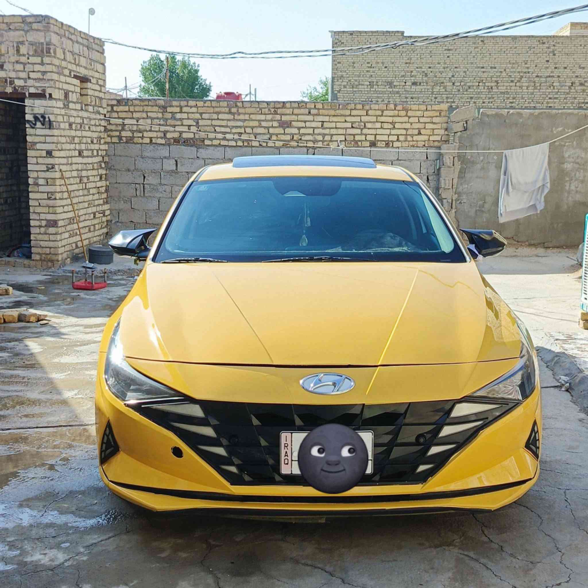 سلام عليكم  النترا موديل 2022 بيه باب الخلف السايق مبدل واجاملغ الخلفي بيه تصليح بسيط مكينه 2000  ما مفتوحه  لا بخاره ولا تنقيص وكير كفاله ما مفتوح  سياره فول تخم تيار جديده  مصاره 20 يوم من شدينه حديديه وراه وكدام 100 /100 سياره احله من صوره ماشيه 107 سنويه الي 29 مصفره هيه وغرمات سياره بسم ابن عمي يمي سعر 140 وبيه مجال حك الجايه  ***********  مكاني الدوانيه الحمزه الشرقي
