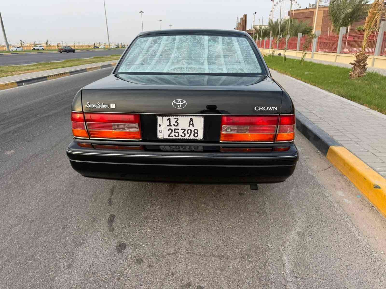 كراون • ٢٠٠٠ • مكفوله