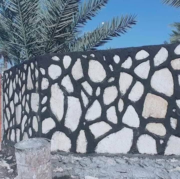 بنا حجر كرسته وعمل وتطبيك ارضيات ممرات ***********

