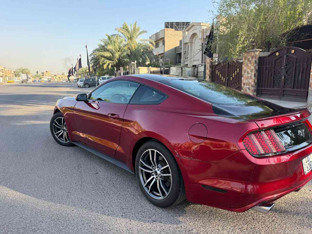 سلام عليكم 
موستنك 2017 ايكو بوست مكينة 2300 تيربو
مكينة كير مكفولات  
تخم تاير جديد
نوزلات جديدة 
بلكات جديدة 
عبوة فيت بم جديدة 
دسكات جديدة
السيارة عليها إدامة كاملة 
عليها شوتة ايرايد 
كروز بورلا 
عطاس 
سيارة بيها برمجة طلقات 
بيها ملاحظات بسيطة 
السيارة هاي ضربته ب امريكا شاصي سحب فقط بدون كص ولا لحيم وهنا بيه صفحه كلير
كامل التفاصيل بل سونار 
السعر 97 وبيها مجال 
السيارة امانة الله حلوة بل شارع وكاعدة وتخبل بس لان اني عسكري فا اريد ابدلها
مكان سيارة بغداد البياع شرطة خامسة 
***********
باقي تفاصيل واتساب موجود بغداد, العراق
