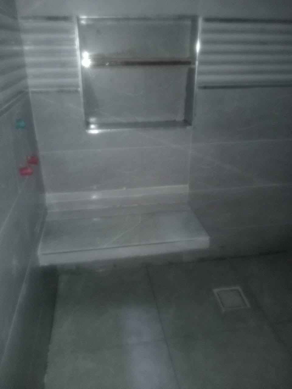 اسطه سيراميك • جدار ارضية • متفرغ
