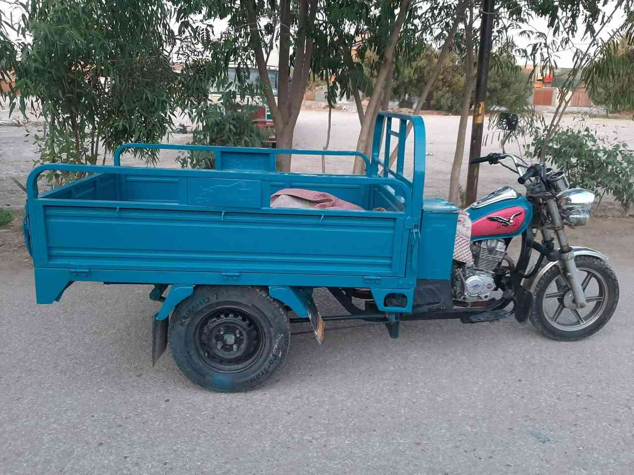 السلام عليكم ستوته للبيع 2017 اصوليه 
السعر 1300 وبيها مجال حك الجيه 
بابل قضاء الهاشميه 
***********
